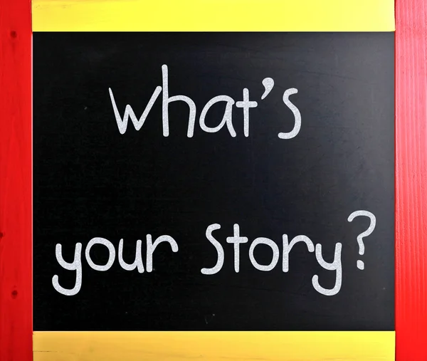 "what is your story "handgeschrieben mit weißer Kreide auf einem schwarzen Eber — Stockfoto