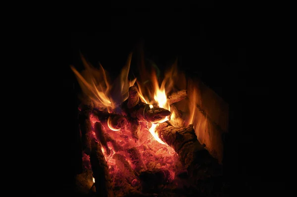 Akşam yangın — Stok fotoğraf