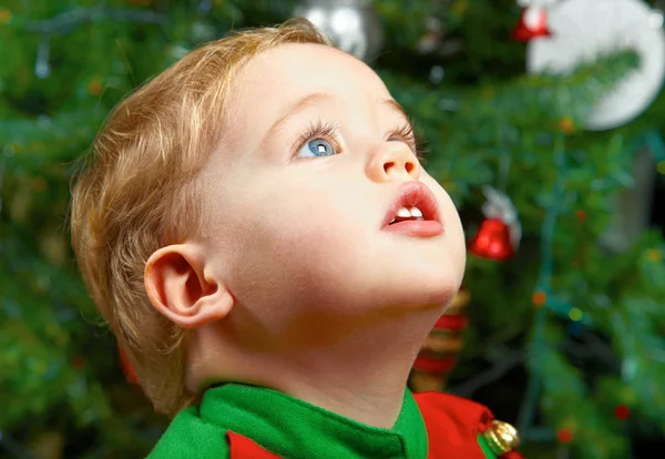 Chlapeček na Vánoce — Stock fotografie
