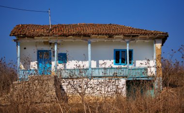 terk edilmiş evde dobrogea