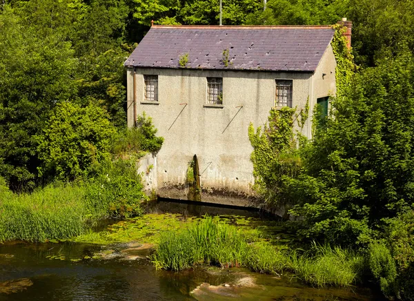 Molen op de liffey rivier — Stockfoto