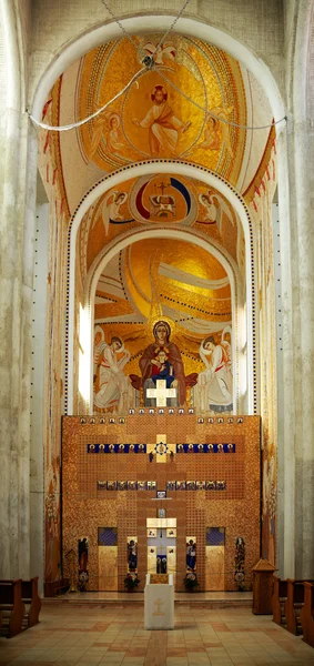 Innvendig i den gresk-katolske katedralen i Cluj Napoca – stockfoto