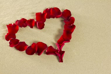 Beach romantic. clipart