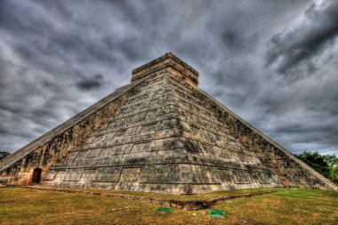 Chitzen Itza 3 Hdr