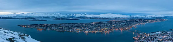 Panoramatický pohled z tromso v Norsku — Stock fotografie
