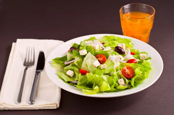 Verse Griekse salade — Stockfoto