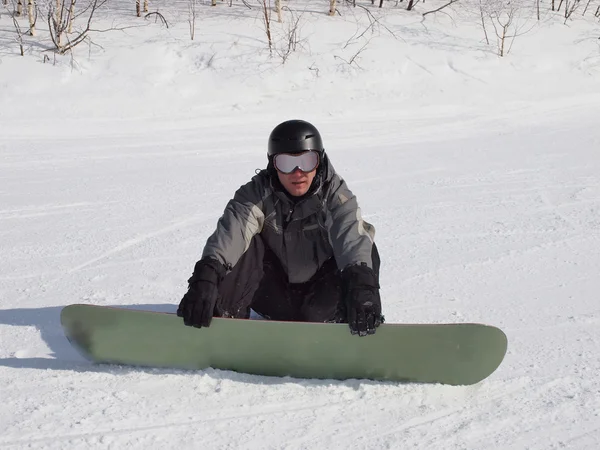 Сноубордист на склоне горы . — стоковое фото