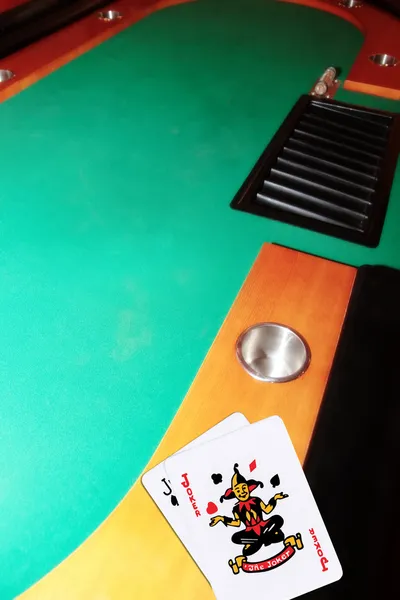 カジノ ブラック ジャックのテーブルのジョーカー — ストック写真