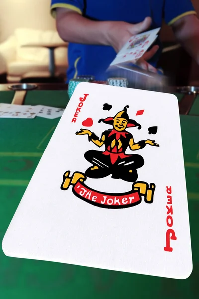 Poker player throwing in cards — Stock Photo, Image