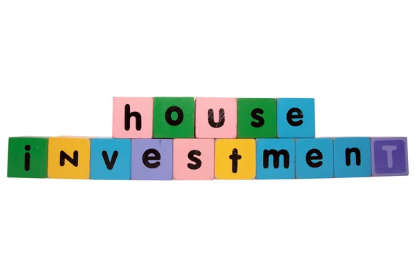 House yatırım oyuncak blok harflerle — Stok fotoğraf