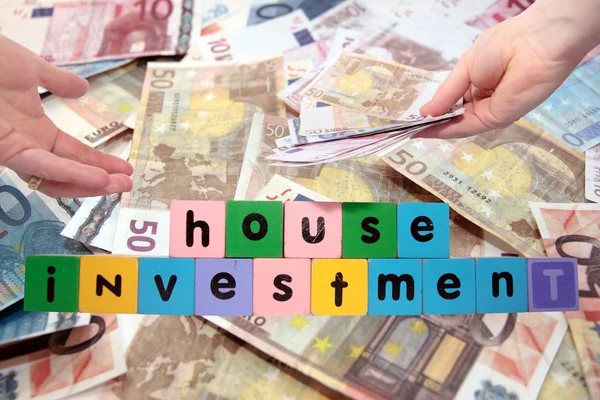 Ortak ev yatırım blok harflerle — Stok fotoğraf