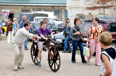 geleneksel festival otu, krapivna, Rusya Federasyonu - 18 Haziran 2011