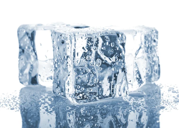 Tres cubitos de hielo — Foto de Stock