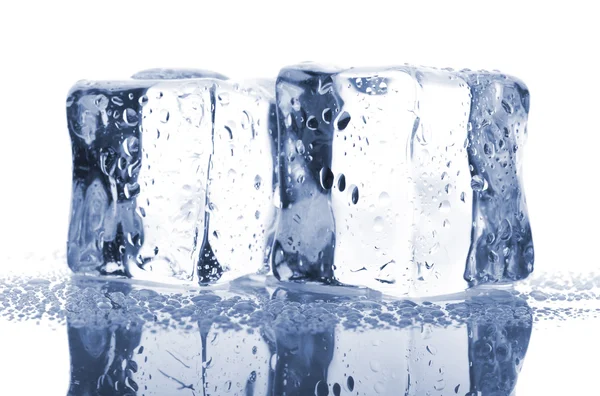 Кубики льда с капельками воды Стоковое Фото
