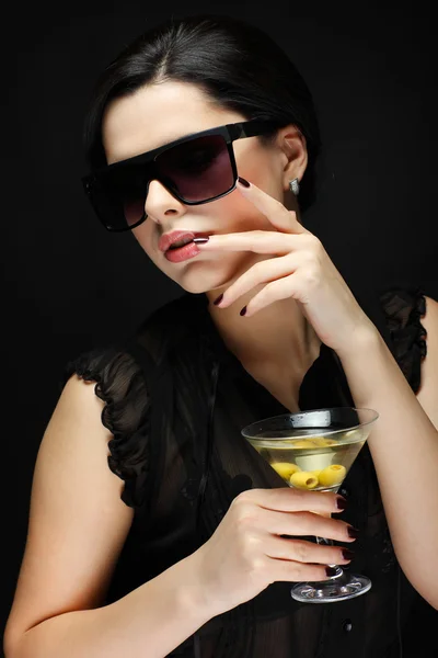 Zarif cinsel kadın moda Style siyah giysili — Stok fotoğraf