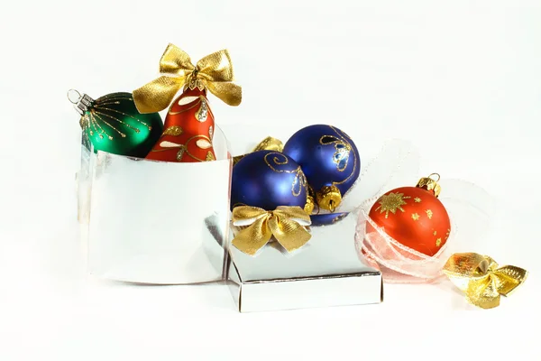 Veel-gekleurde kerstballen — Stockfoto