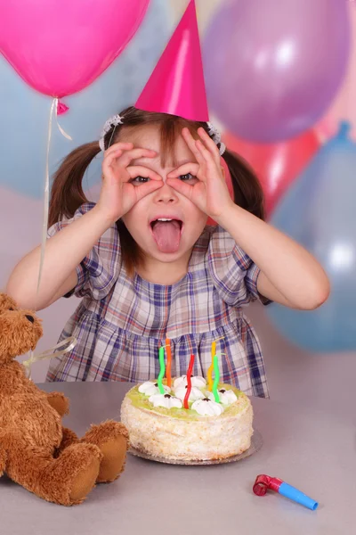 Aniversário da menina engraçada — Fotografia de Stock