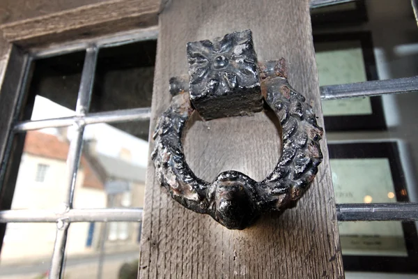Старий двері молоток — стокове фото