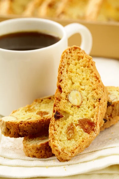 Traditionella italienska biscotti kakor med mandel — Stockfoto