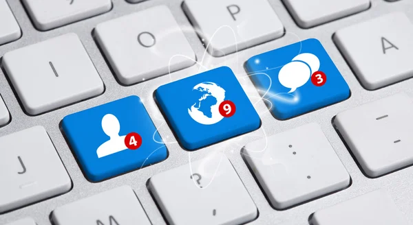 Social media button on keyboard — Stock Photo, Image