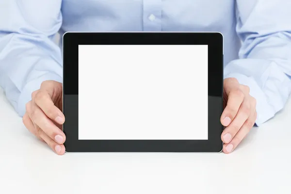 Человек держит чистый цифровой планшет — стоковое фото