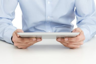 Dijital tablet de okuma