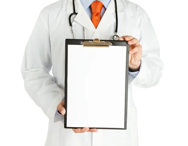 Доктор держит пустой буфер обмена с копировальным пространством Стоковое Фото