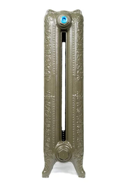 Litinový radiátor pro domov, izolovaných na bílém — Stock fotografie