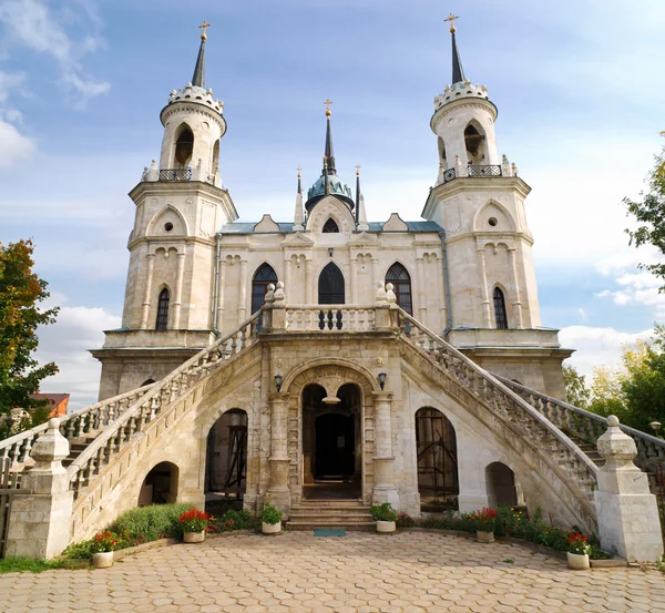 Kostel narození Páně v městě bykovo — Stock fotografie