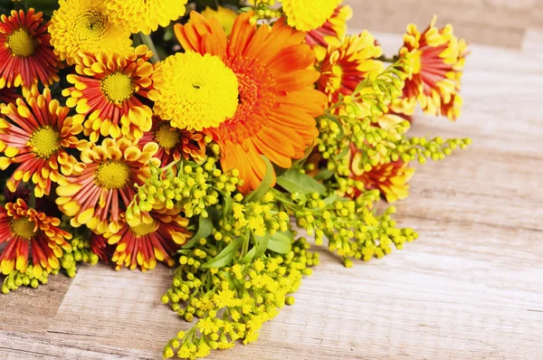 Een boeket van zomerbloemen, close-up — Stockfoto
