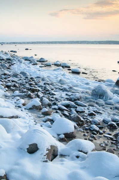 Pobřeží Baltského moře v zimě — Stock fotografie