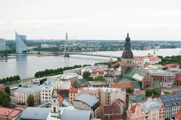 Kilátás nyílik a régi város, Riga, Lettország — Stock Fotó