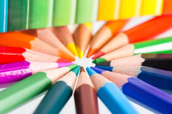 Tipy barevných tužek, zblízka — Stock fotografie