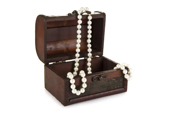 Treasure Chest with Pearls — Stock Photo, Image