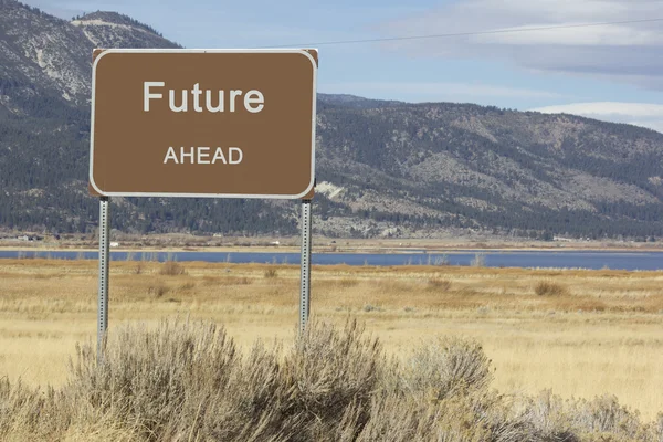 Дорожный знак - Впереди серия - будущее — стоковое фото