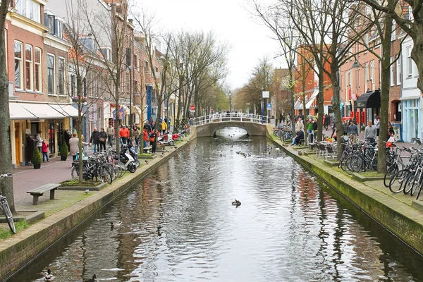 Canal in Delft, Olanda — Foto Stock