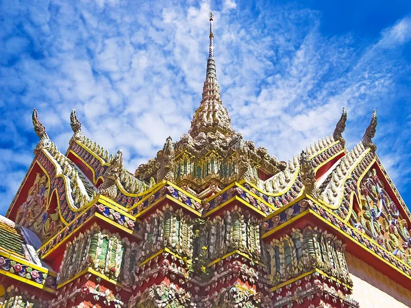 Boeddhistische tempel van wat phra kaew in het grote paleis-c ingericht — Stockfoto