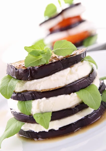 Grilled aubergine and mozzarella — Stock Photo, Image