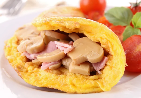 Omelette with mushroom — Stock Photo, Image