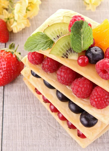 Berries mille feuille — Stock Photo, Image