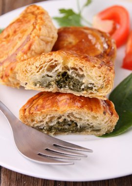 Ispanaklı puf