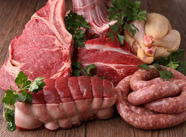 Сире м'ясо — стокове фото