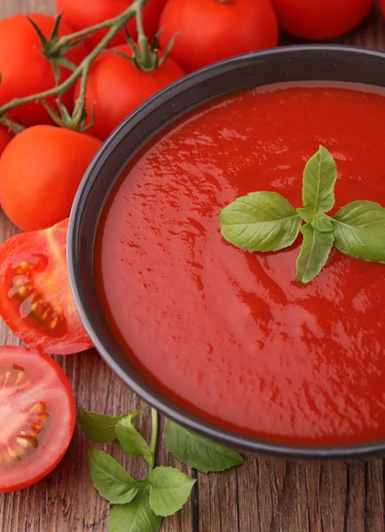 Bowl of tomato soup — Stock Photo, Image