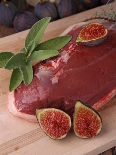 stock image Raw duck breast and fresh fig