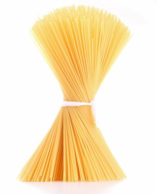 pişmemiş spagetti