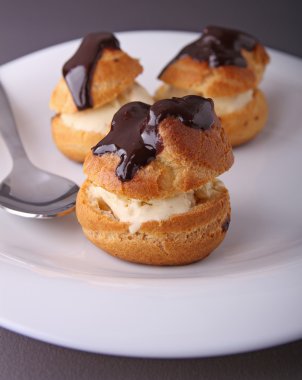 profiterol