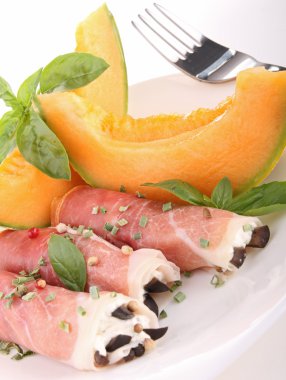 jambon ve kavun rulo