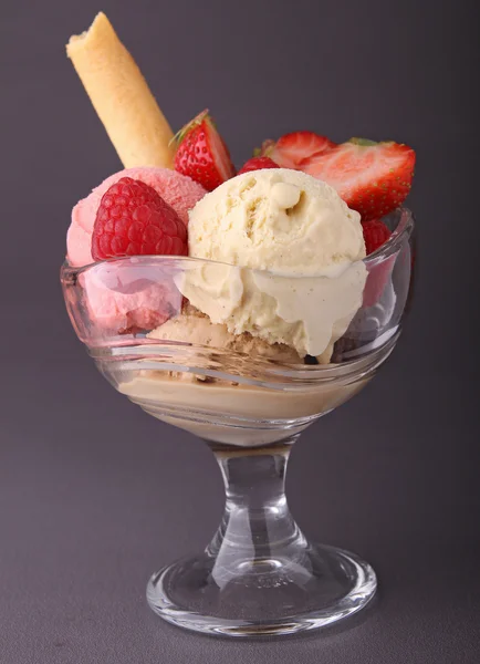 Stock image Icecream and fruits