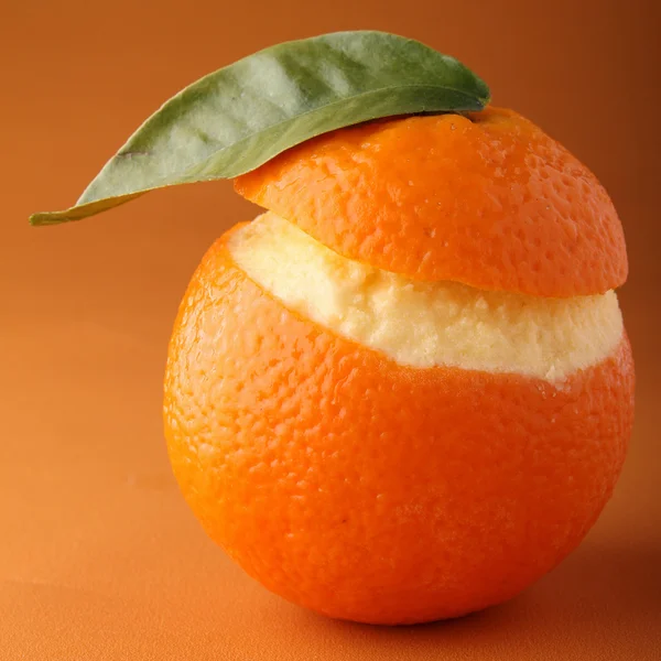 Iced orange — Stock Photo, Image