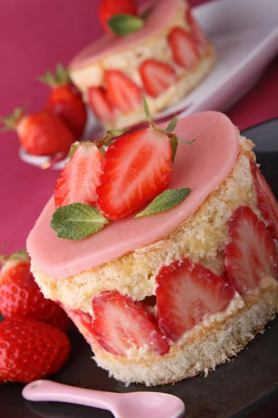 Fresh strawberry shortcake — Stock Photo, Image